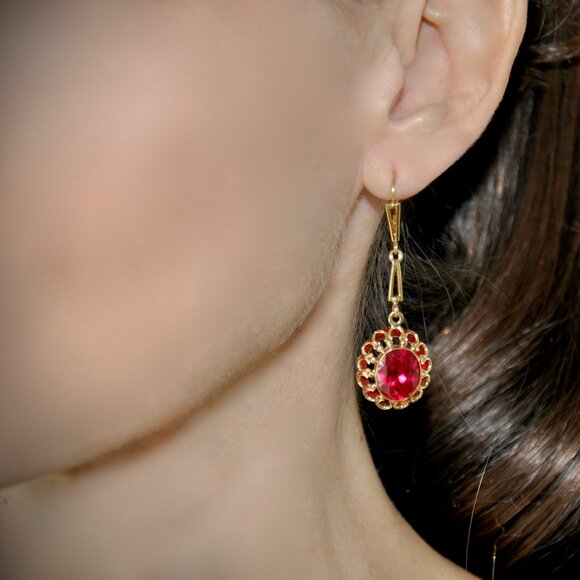 16k Yellow Solid Gold Victorian Inspired Rosette Earrings/Danglers - Picture 7 of 7